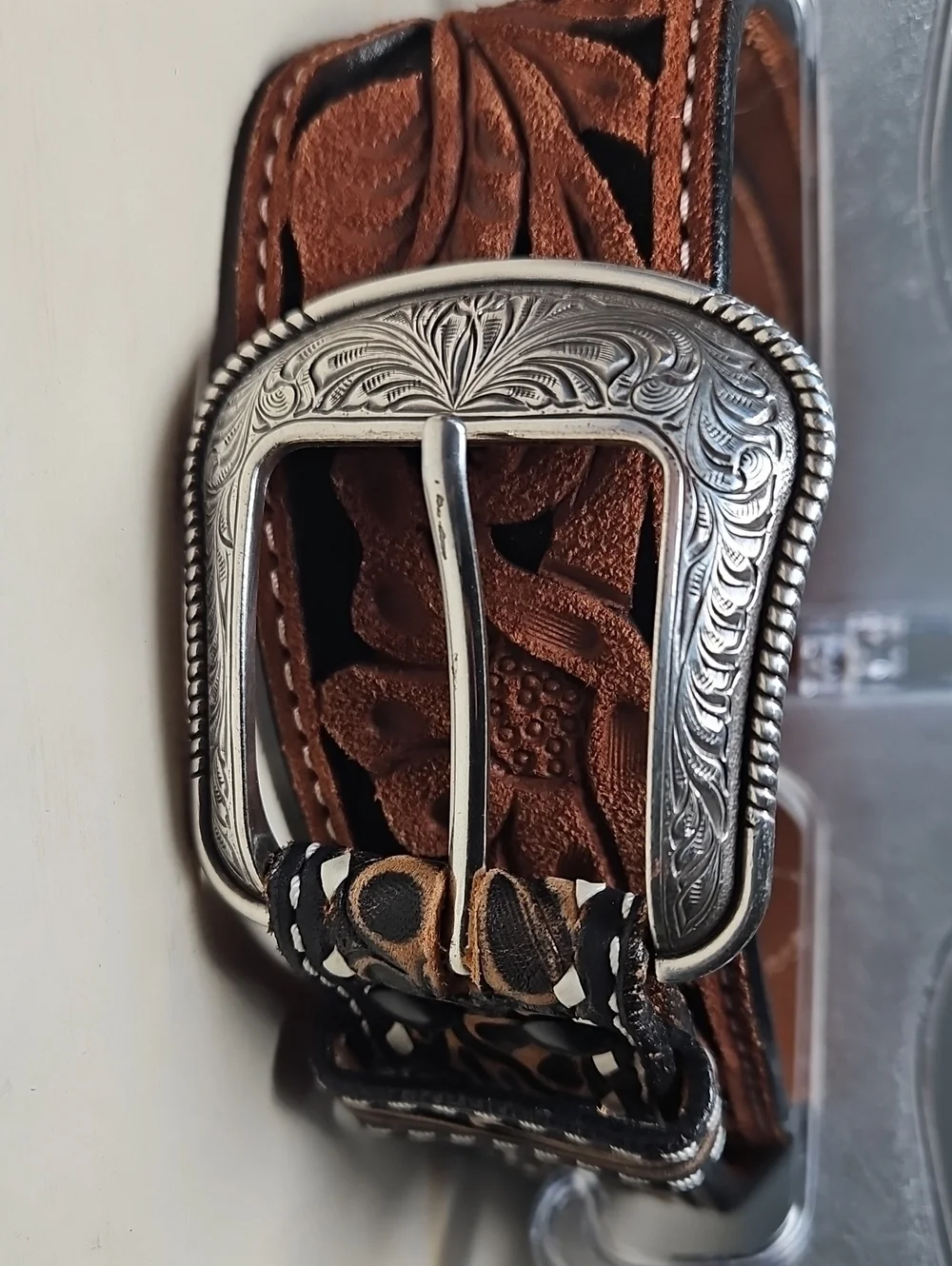 3D Belt Co. Men's Floral Tooled Buckstitch Leather Western Belt - NWOT Size 38